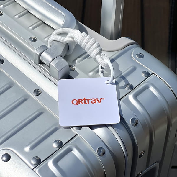 QRtrav QR Code Tag - White Reverse QRtrav QR Code Tag - White Reverse